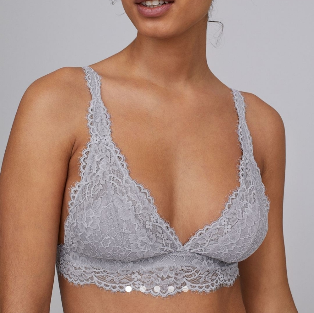 Free w purchase lace bralette - Picture 4 of 7